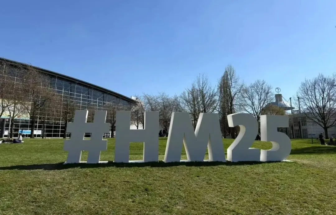 783bd8ccd65a6411eb1fb7c47da49b1